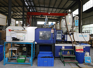 injection molding machine